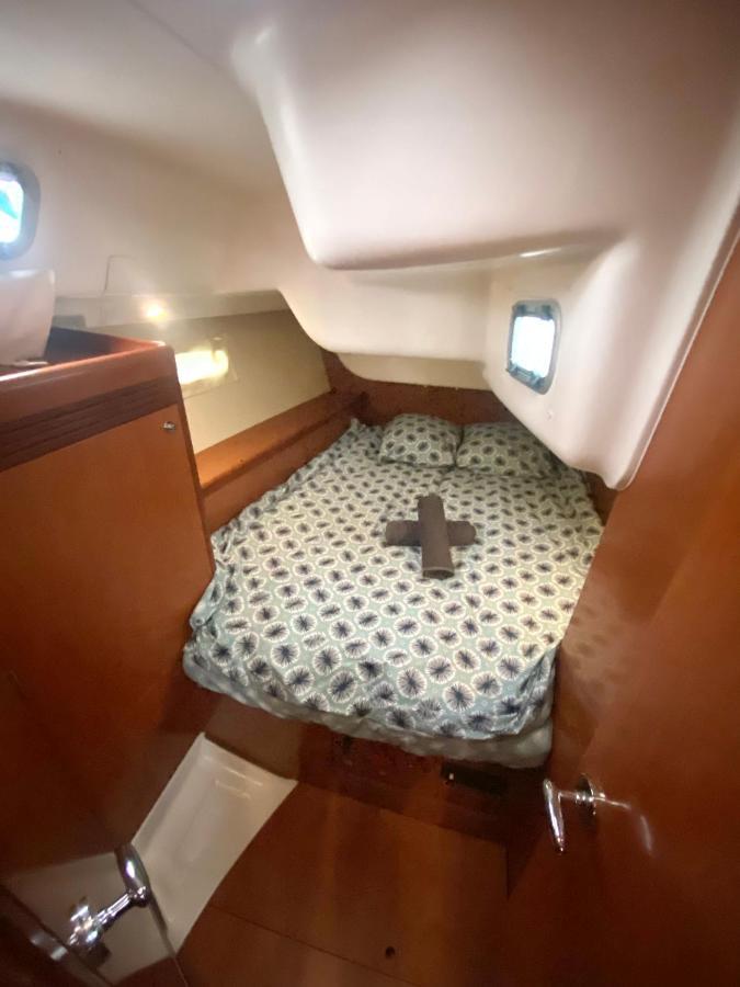 Nuit Insolite Sur Un Voilier Linge Et Menage Inclus - Boat Paradise La Rochelle ラ・ロシェル エクステリア 写真